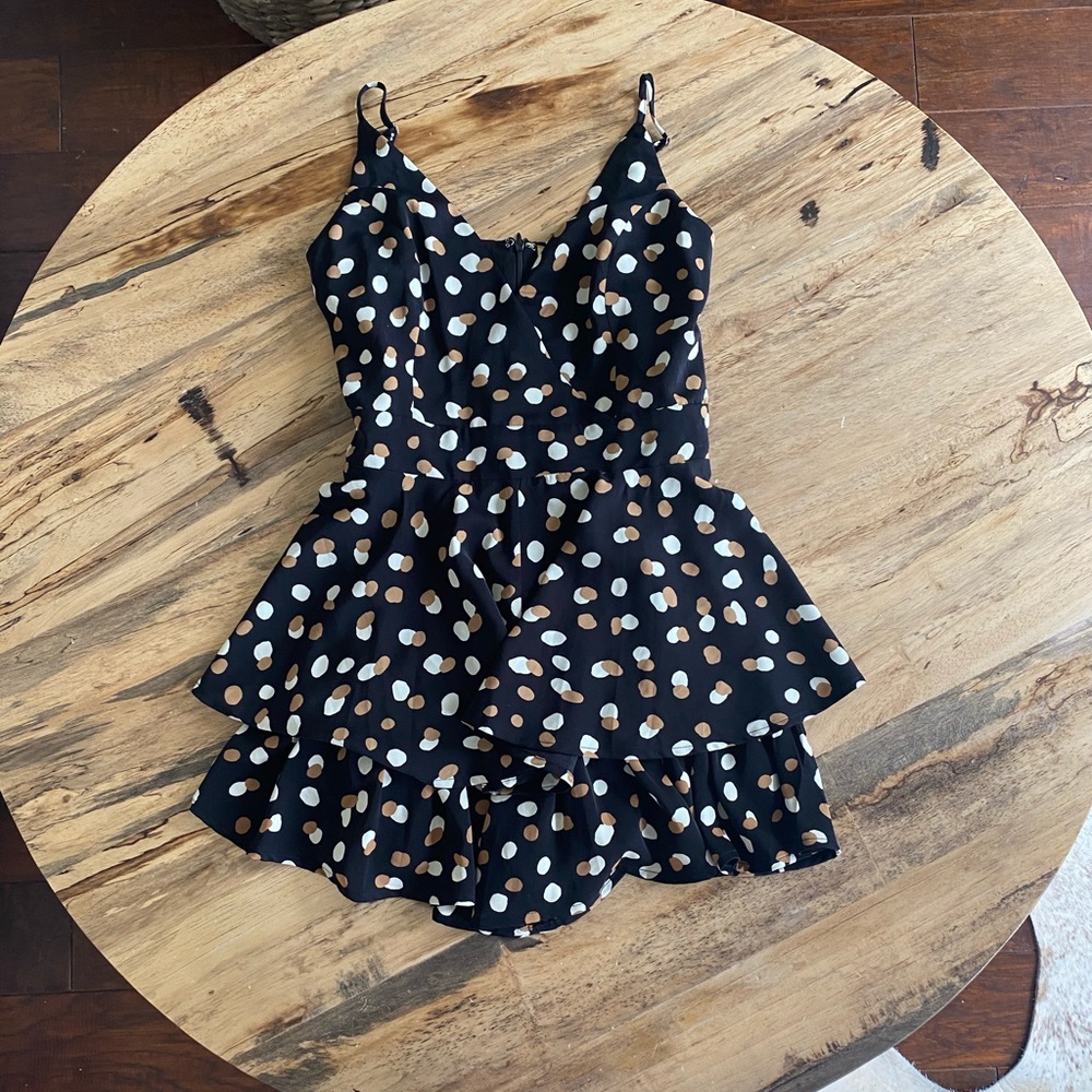 Lizard Thicket polka dot romper! Brand new never worn! Wraps around the back!